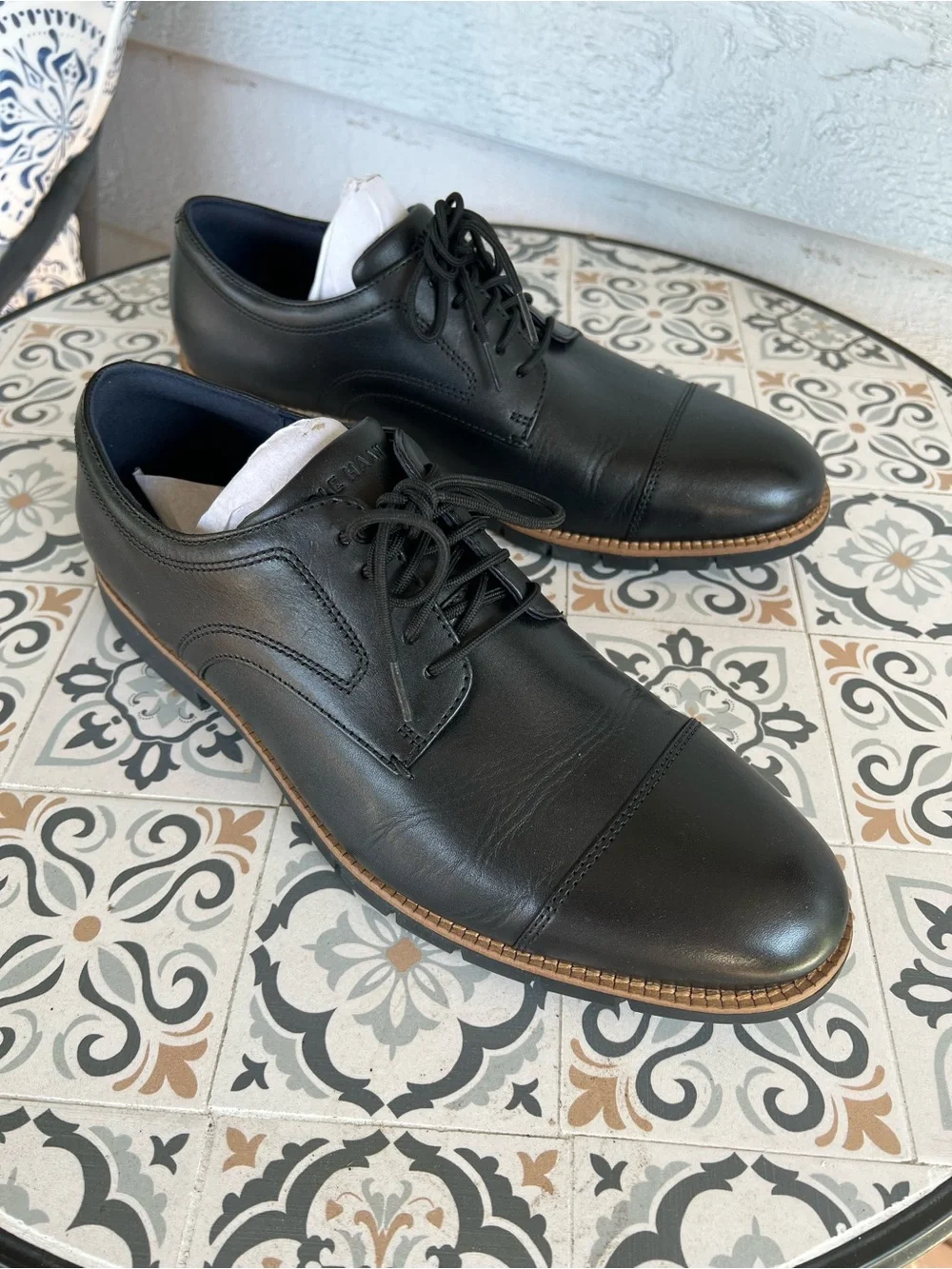 Cole Haan Black Leather Cap Toe Oxford with Natural Welt